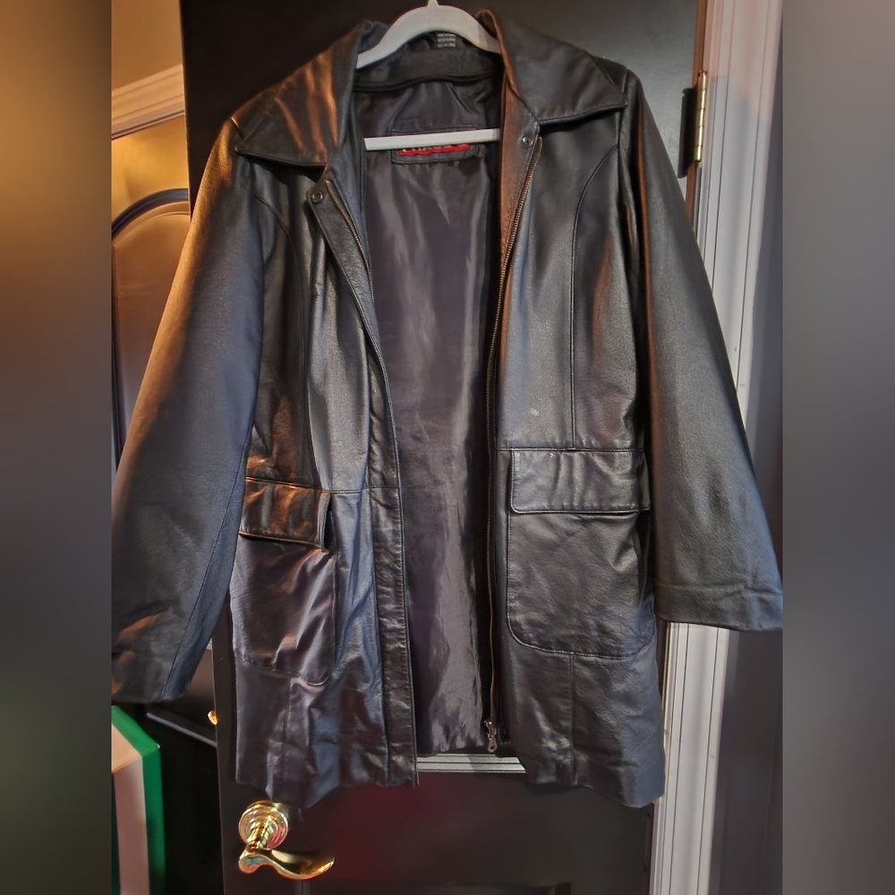 Phase 2 LEATHER JACKET